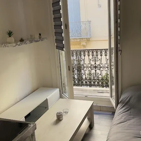 Jolie Studio Centre 100m De La Place De La Comedie Et 200m De La Gare Sncf Apartament *